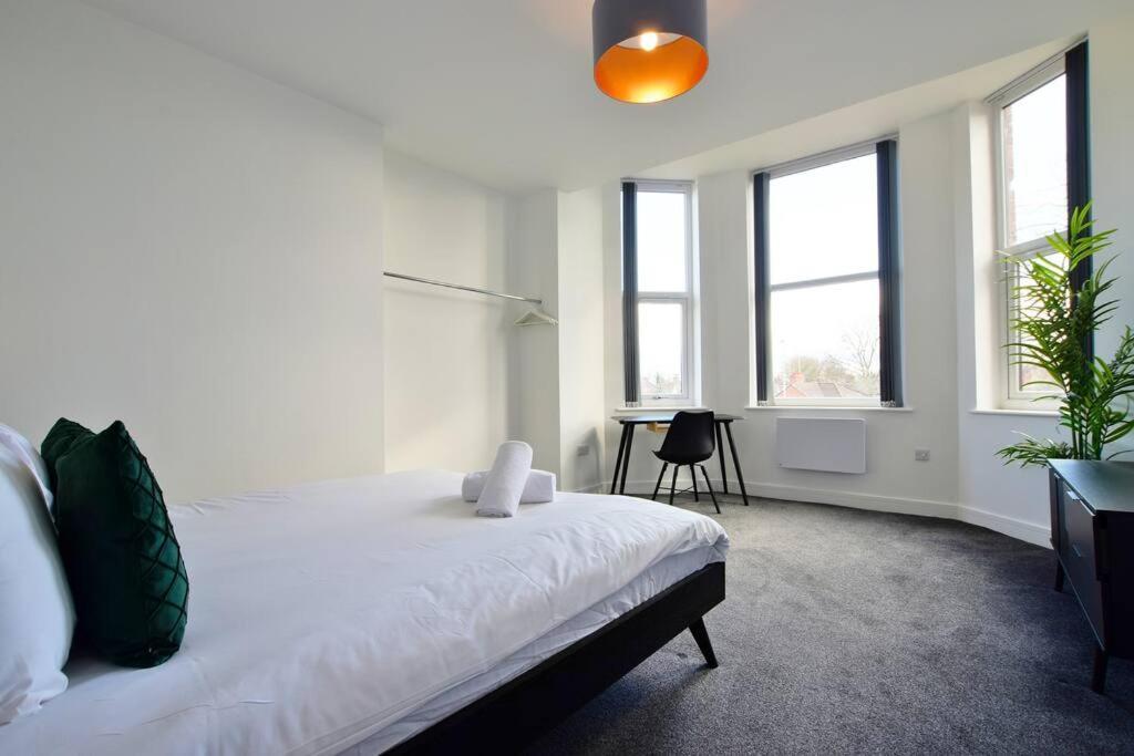 Appartement Free Parking - Beautiful 2-br Flat In
